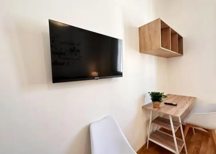 Lella Suite Home
